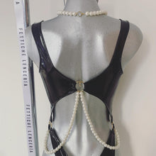 Cargar imagen en el visor de la galería, Black Alpha Bodysuit
